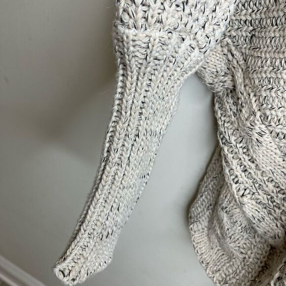 NWT CELLABIE OSFM Oversized Cardigan Open Front Cable Knit with Faux Fur Collar - Picture 7 of 11